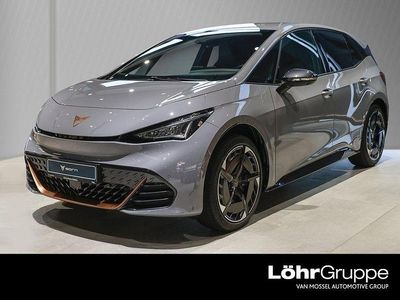 Grau Neu 2025 Cupra Born Kleinwagen | 40.970 € (Etwas zu teuer)