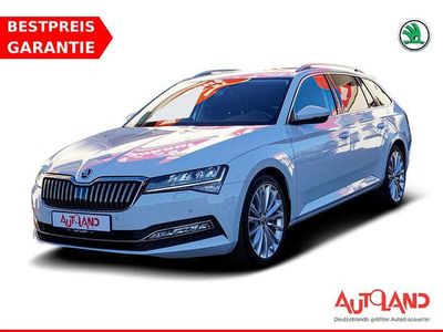 Weiß Gebraucht 2020 Skoda Superb Style Kombi | 29.450 € (Fairer Preis)
