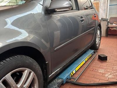 Gebraucht VW Golf V 102 PS (75 kW) 2007 Grau Kleinwagen