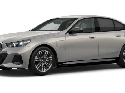 Gebraucht BMW 550e Comfort Edition 489 PS (359 kW) 2025 Grau Limousine