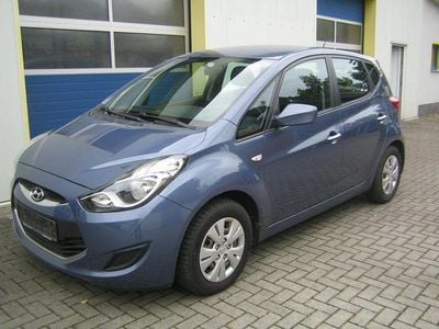 Gebraucht Hyundai ix20 Comfort 125 PS (91 kW) 2013 Grau Kleinwagen