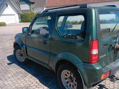 Used Suzuki Jimny 86 HP (63 kW) 2009 Green SUV