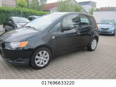 Gebraucht Mitsubishi Colt 95 PS (69 kW) 2011 Schwarz Kleinwagen