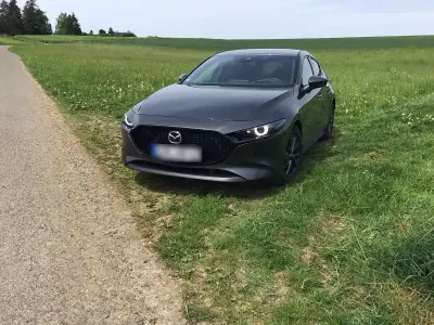 Gebraucht Mazda 3 Sky 170 PS (125 kW) 2020 Schwarz Limousine