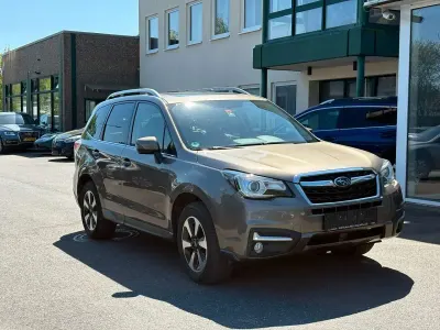 Gebraucht Subaru Forester Premium 147 PS (108 kW) 2017 Sepia bronze metallic SUV