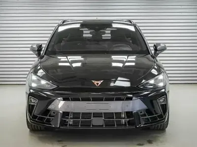 Gebraucht Cupra Leon VZ 333 PS (244 kW) 2025 Midnight black metall... Kombi