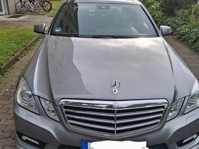 Mercedes E300
