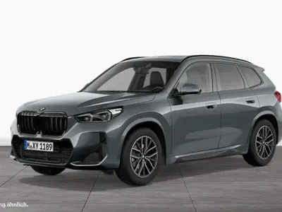Gebraucht BMW X1 M Sport 156 PS (114 kW) 2023 Bmw individual storm bay SUV