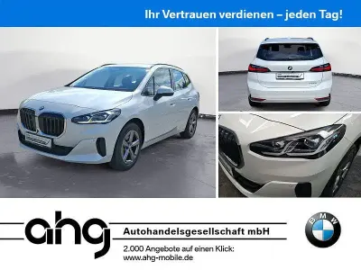 Gebraucht BMW 220 Active Tourer 170 PS (125 kW) 2025 Weiß Van / Kleinbus