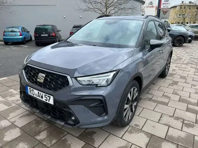Gebraucht Seat Arona FR 150 PS (110 kW) 2026 Grau SUV