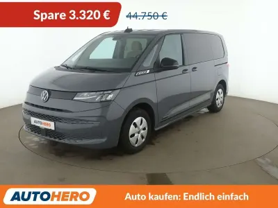 Gebraucht VW Multivan 150 PS (110 kW) 2023 Pure grey Van / Kleinbus