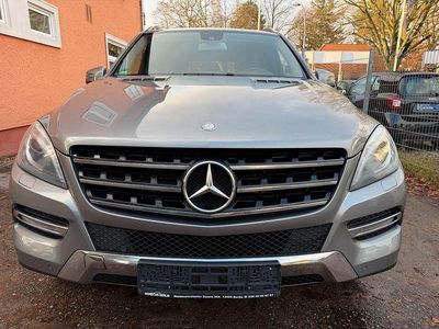 Gebraucht Mercedes ML350 258 PS (189 kW) 2014 Grau SUV