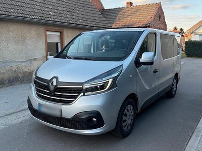 Usata Renault Trafic 120 CV (88 kW) 2019 Argento Monovolume