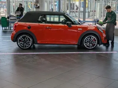 Gebraucht Mini John Cooper Works Cabriolet 231 PS (169 kW) 2019 Orange Cabrio