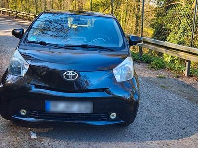 Gebraucht Toyota iQ 98 PS (72 kW) 2009 Schwarz Kleinwagen