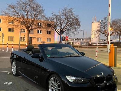 Schwarz Gebraucht 2007 BMW 325 Cabriolet Cabrio | 17.500 €