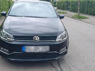 Gebraucht VW Polo 90 PS (66 kW) 2016 Schwarz Kleinwagen