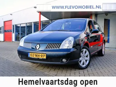 Gebraucht Renault Vel Satis Expression 163 PS (119 kW) 2003 Grün Kleinwagen