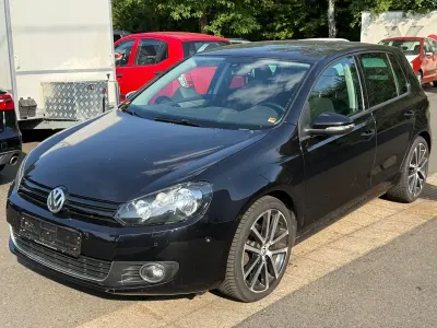 Gebraucht VW Golf VI Sport 105 PS (77 kW) 2010 Schwarz Kleinwagen