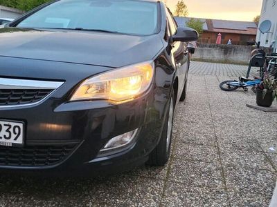 gebraucht Opel Astra turbo 2 Jahre TÜV