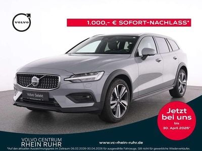 Gebraucht Volvo V60 CC Ultimate 197 PS (144 kW) 2023 Grau vapour grey / metallic Kombi
