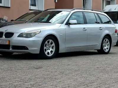 Gebraucht BMW 525 177 PS (130 kW) 2005 Silber Kombi