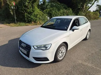 Gebraucht Audi A3 Sportback g-tron 110 PS (80 kW) 2015 Weiß Kleinwagen