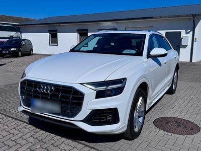 Second-hand Audi Q8 Ambiente 340 CP (250 kW) 2019 Alb SUV