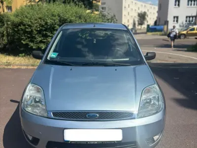 Gebraucht Ford Fiesta 80 PS (58 kW) 2005 Blau Kleinwagen