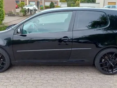 Brugt VW Golf IV Trendline 102 HK (75 kW) 2005 Grå Sedan