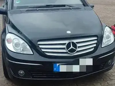 Gebraucht Mercedes B150 95 PS (69 kW) 2006 Schwarz Van / Kleinbus
