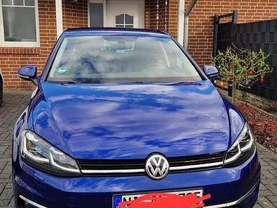 Gebraucht VW Golf VII Join 116 PS (85 kW) 2018 Blau Kleinwagen