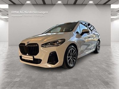 Gebraucht BMW 218 Active Tourer M Sport 136 PS (100 kW) 2023 Weiß Van / Kleinbus
