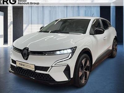 Weiß Gebraucht 2022 Renault Megane E-Tech Evolution Limousine | 21.900 € (Superpreis)