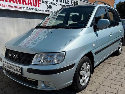 Usado Hyundai Matrix GLS 103 HP (75 kW) 2008 Azul Monovolume