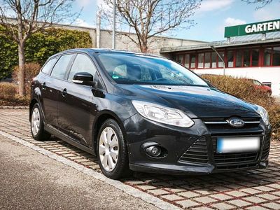 Gebraucht Ford Focus Trend 140 PS (102 kW) 2011 Schwarz Kombi