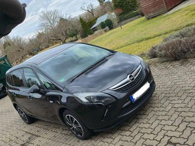 Gebraucht Opel Zafira Tourer Selection 131 PS (96 kW) 2012 Schwarz Van / Kleinbus