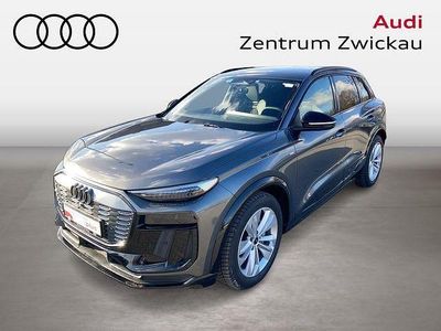 Gebraucht Audi Q6 e-tron Ambiente 284 kW (387 PS) 2025 Daytonagrau perleffekt SUV