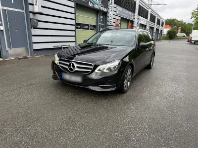 Gebraucht Mercedes E250 Avantgarde 204 PS (150 kW) 2015 Schwarz Kombi