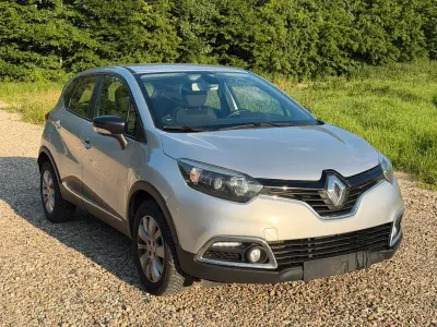 Gebraucht Renault Captur Dynamique 120 PS (88 kW) 2015 Grau SUV