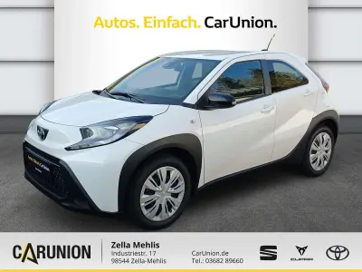 Gebraucht Toyota Aygo X 72 PS (52 kW) 2026 Schneeweiß SUV