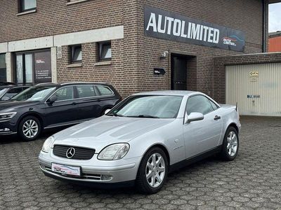 Gebraucht Mercedes SLK230 193 PS (141 kW) 2000 Silber Cabrio