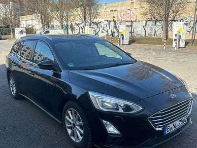 Gebraucht Ford Focus Active 120 PS (88 kW) 2019 Schwarz Limousine