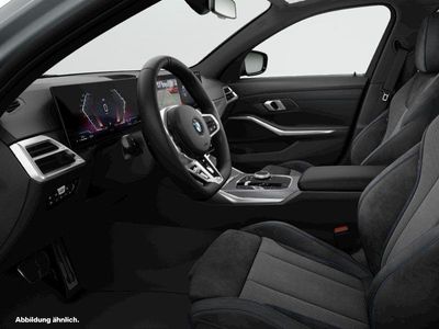 Skyscraper grau metallic Gebraucht 2025 BMW 318 Comfort Edition Kombi | 38.204 € (Fairer Preis)