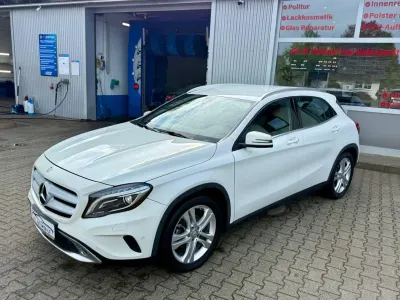 Gebraucht Mercedes GLA200 156 PS (114 kW) 2014 Weiß SUV