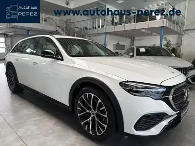 Gebraucht Mercedes E450 381 PS (280 kW) 2023 Weiß Kombi