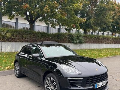 Porsche Macan Turbo