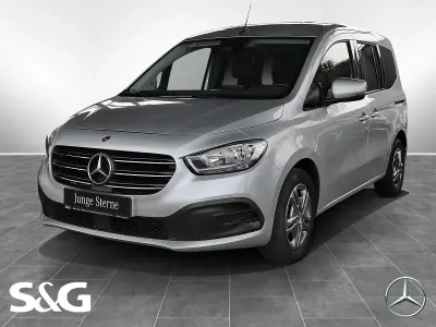 Usata Mercedes T180 116 CV (85 kW) 2022 Argento Monovolume