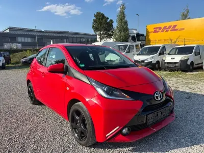 Gebraucht Toyota Aygo Edition-S 69 PS (50 kW) 2017 Rot Kleinwagen