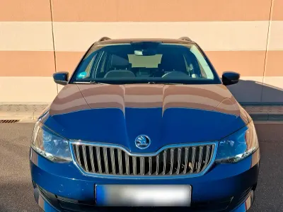Usata Skoda Fabia 90 CV (66 kW) 2017 Blu Station wagon